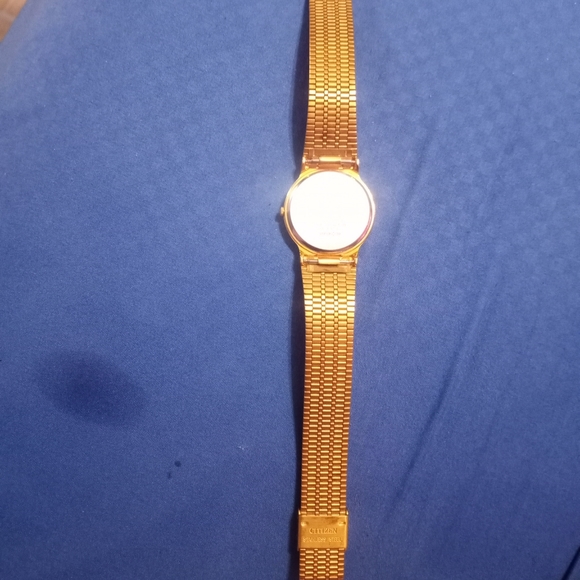 Vintage citizen quartz watch - Picture 2 of 4